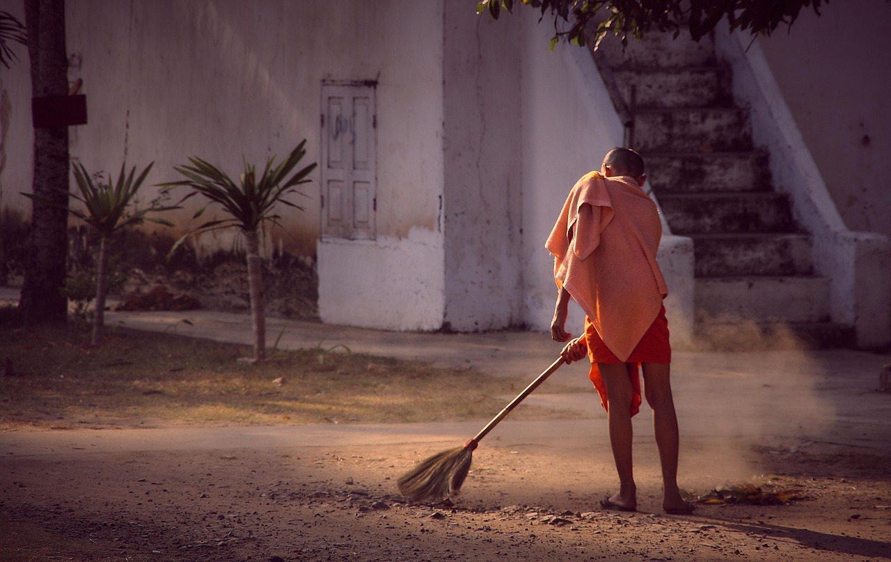 découvrez les principes du clean code pour améliorer la qualité de votre code et faciliter sa maintenance. apprenez à écrire des programmes lisibles, compréhensibles et efficaces grâce à des techniques éprouvées.