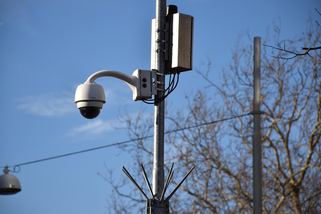 découvrez notre sélection de caméras de sécurité efficaces pour protéger votre maison ou votre entreprise. bénéficiez d'une surveillance 24/7 avec des images de haute qualité et des fonctionnalités intelligentes.