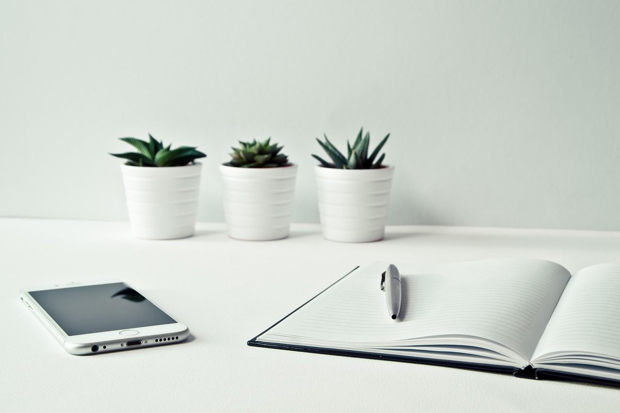 découvrez notre sélection de smartphones modernes alliant performance, design élégant et fonctionnalités innovantes pour répondre à tous vos besoins.